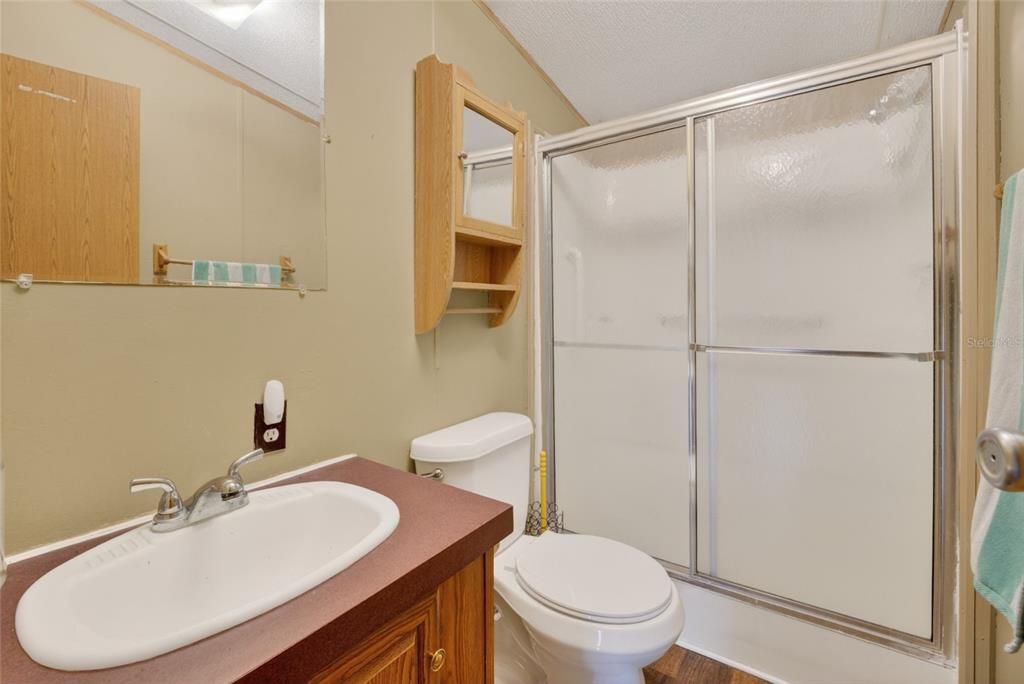 For Sale: $229,000 (4 beds, 2 baths, 1900 Square Feet)