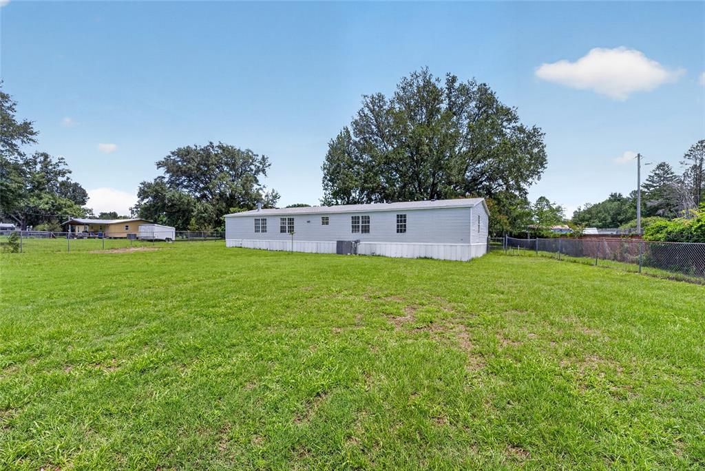 For Sale: $229,000 (4 beds, 2 baths, 1900 Square Feet)