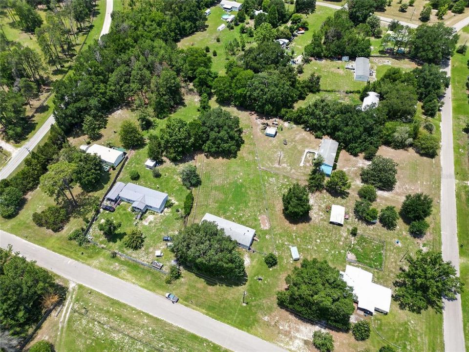 For Sale: $229,000 (4 beds, 2 baths, 1900 Square Feet)