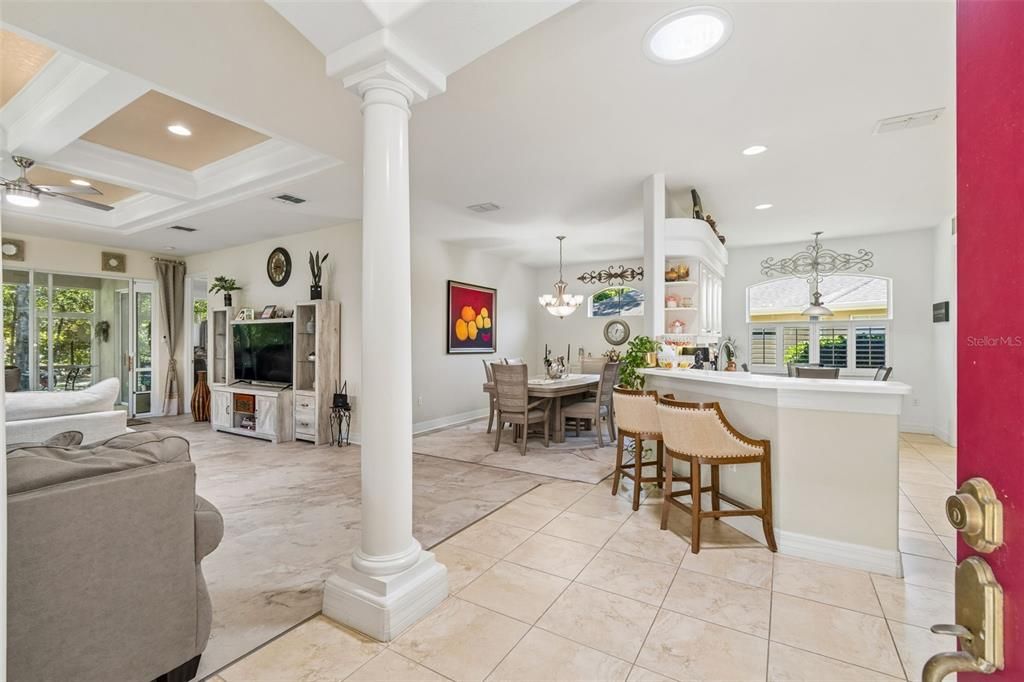 For Sale: $315,000 (3 beds, 2 baths, 1984 Square Feet)