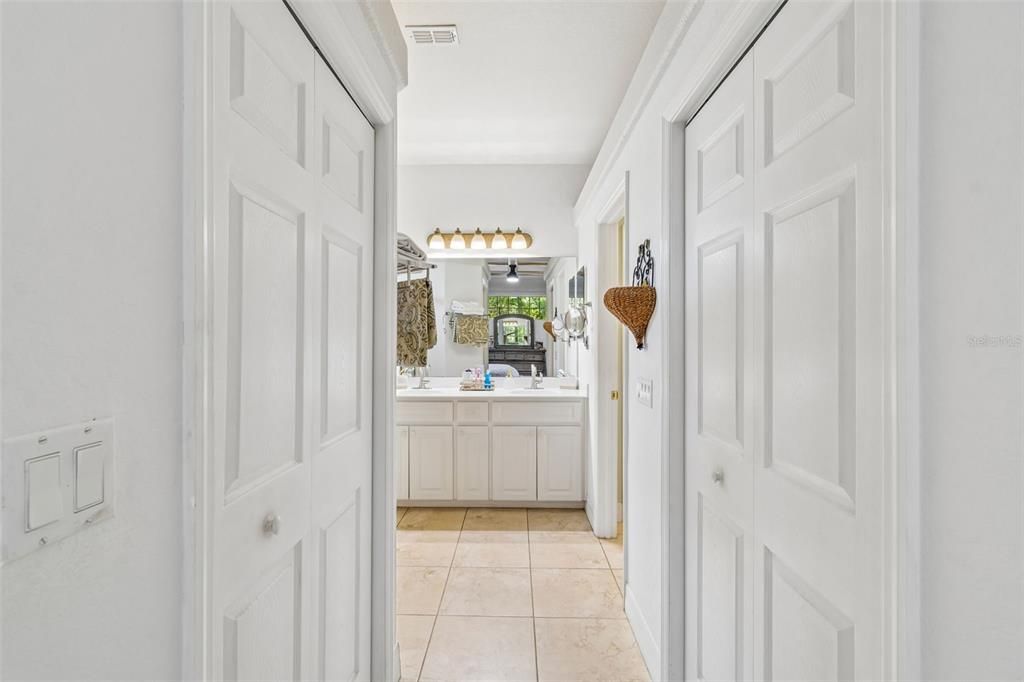For Sale: $315,000 (3 beds, 2 baths, 1984 Square Feet)