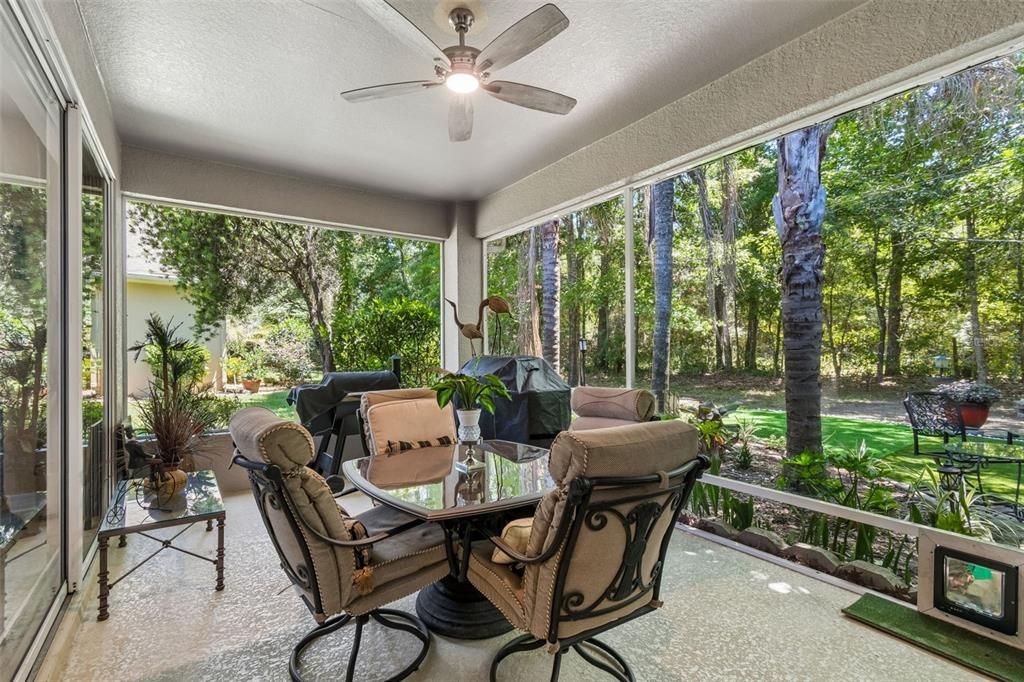 For Sale: $315,000 (3 beds, 2 baths, 1984 Square Feet)