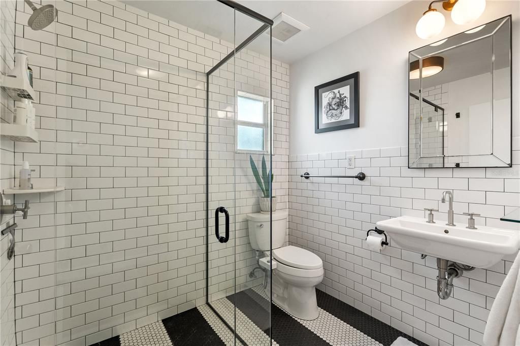 For Sale: $427,000 (3 beds, 2 baths, 1515 Square Feet)