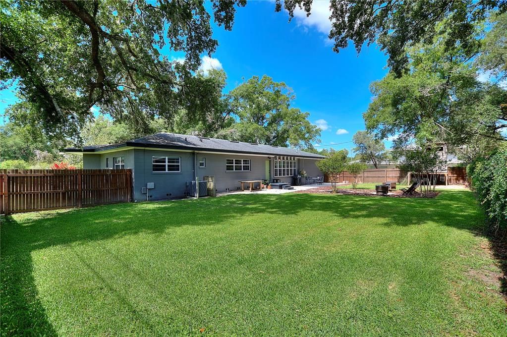 For Sale: $427,000 (3 beds, 2 baths, 1515 Square Feet)