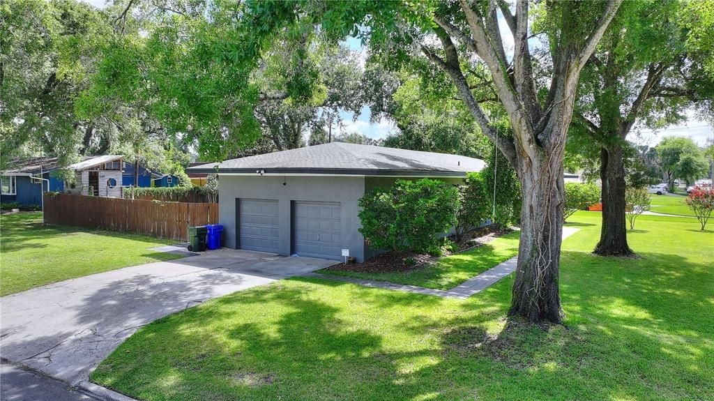 For Sale: $427,000 (3 beds, 2 baths, 1515 Square Feet)