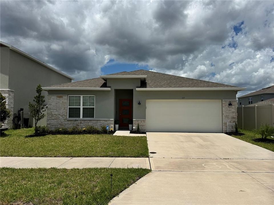 For Sale: $410,000 (4 beds, 2 baths, 1846 Square Feet)