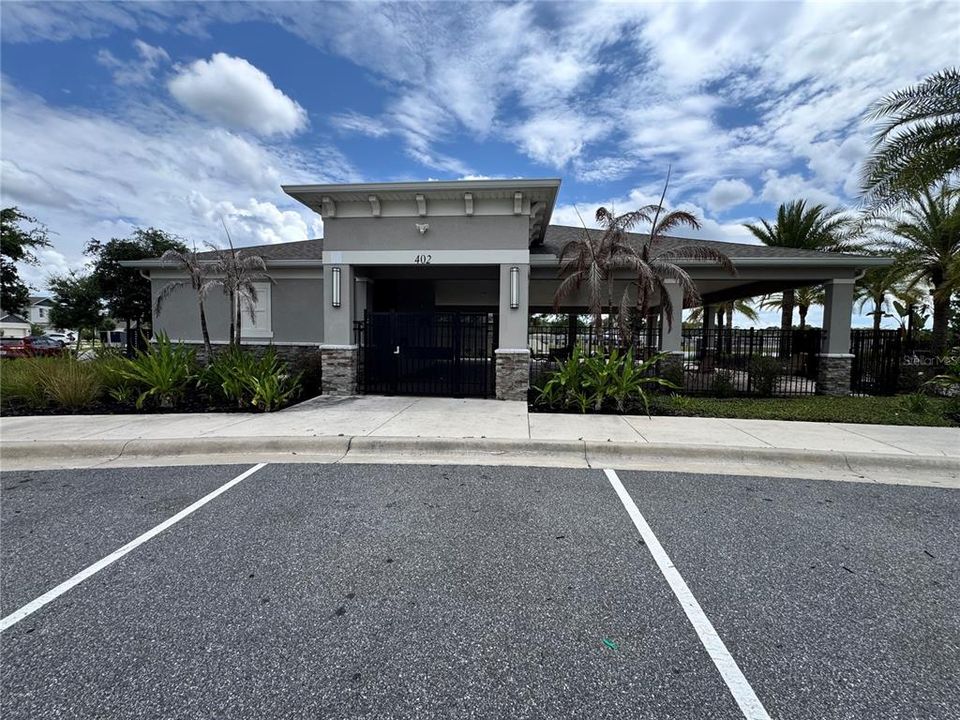 For Sale: $410,000 (4 beds, 2 baths, 1846 Square Feet)