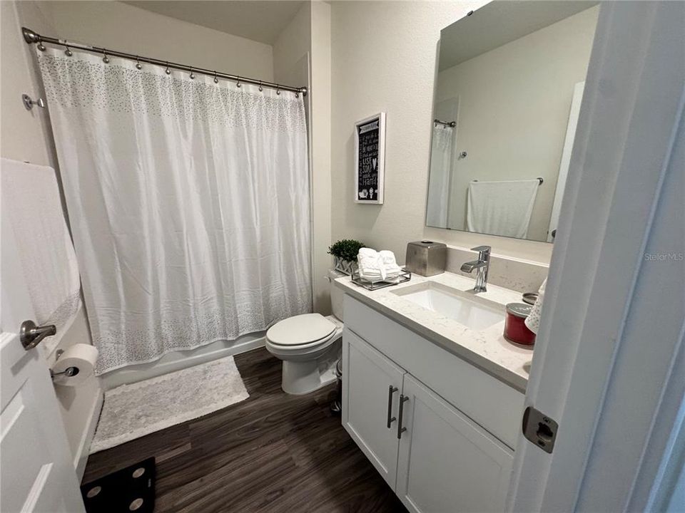 For Sale: $410,000 (4 beds, 2 baths, 1846 Square Feet)