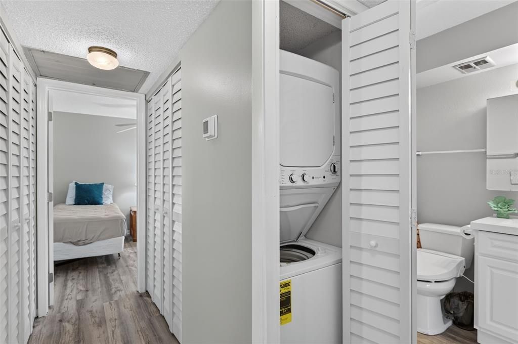 For Sale: $139,000 (2 beds, 1 baths, 857 Square Feet)