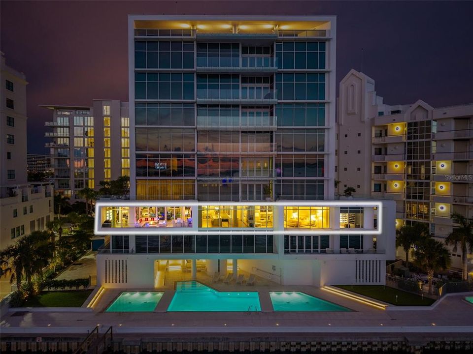 En Venta: $7,450,000 (4 camas, 4 baños, 5946 Pies cuadrados)