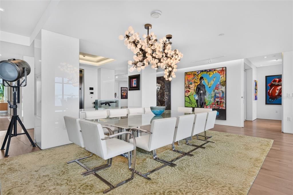 En Venta: $7,450,000 (4 camas, 4 baños, 5946 Pies cuadrados)