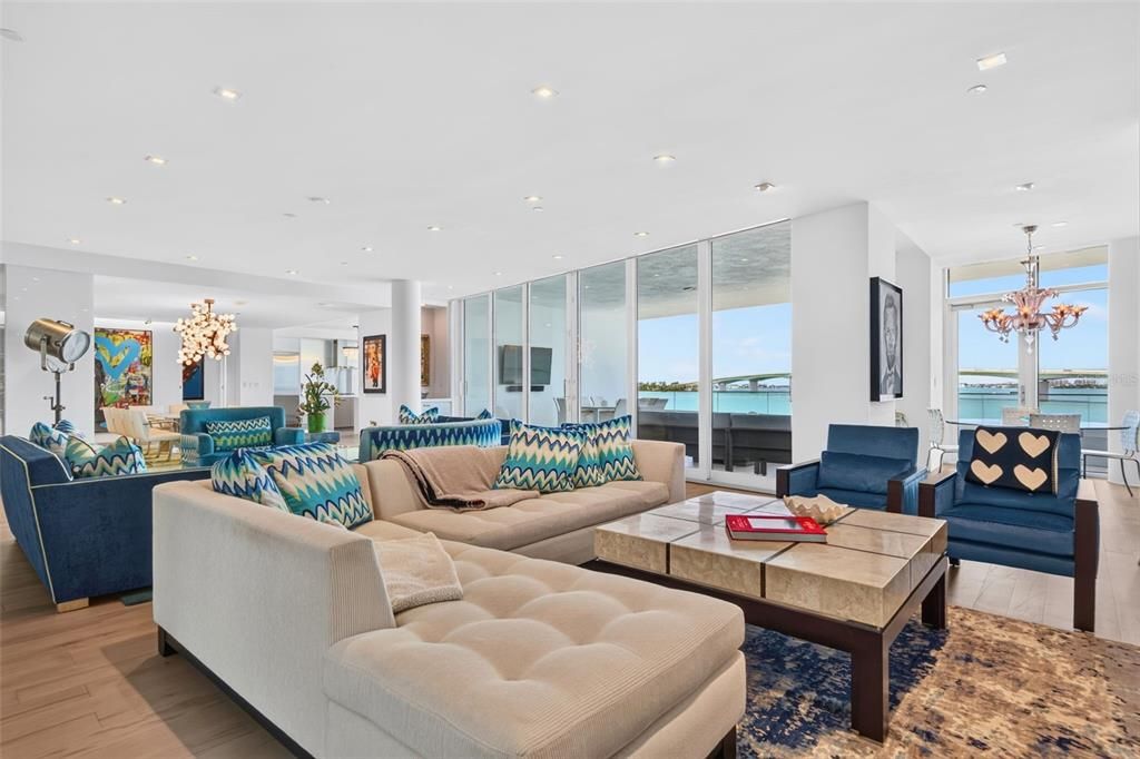 En Venta: $7,450,000 (4 camas, 4 baños, 5946 Pies cuadrados)