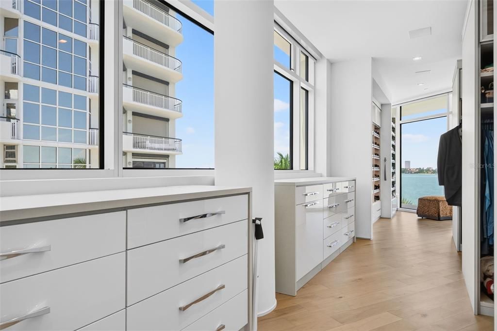En Venta: $7,450,000 (4 camas, 4 baños, 5946 Pies cuadrados)