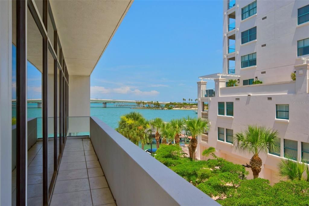 En Venta: $7,450,000 (4 camas, 4 baños, 5946 Pies cuadrados)