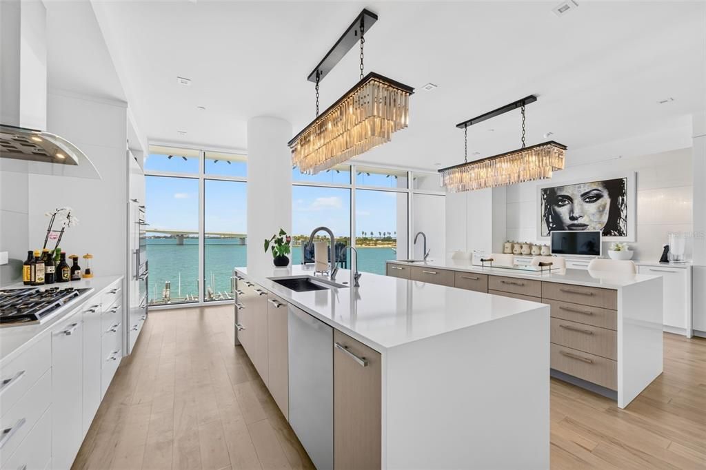 En Venta: $7,450,000 (4 camas, 4 baños, 5946 Pies cuadrados)