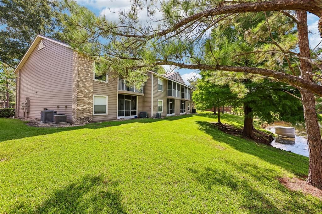 En Venta: $235,000 (2 camas, 2 baños, 975 Pies cuadrados)