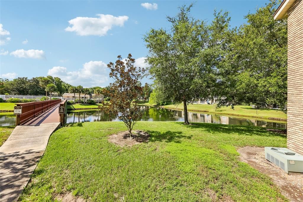En Venta: $235,000 (2 camas, 2 baños, 975 Pies cuadrados)