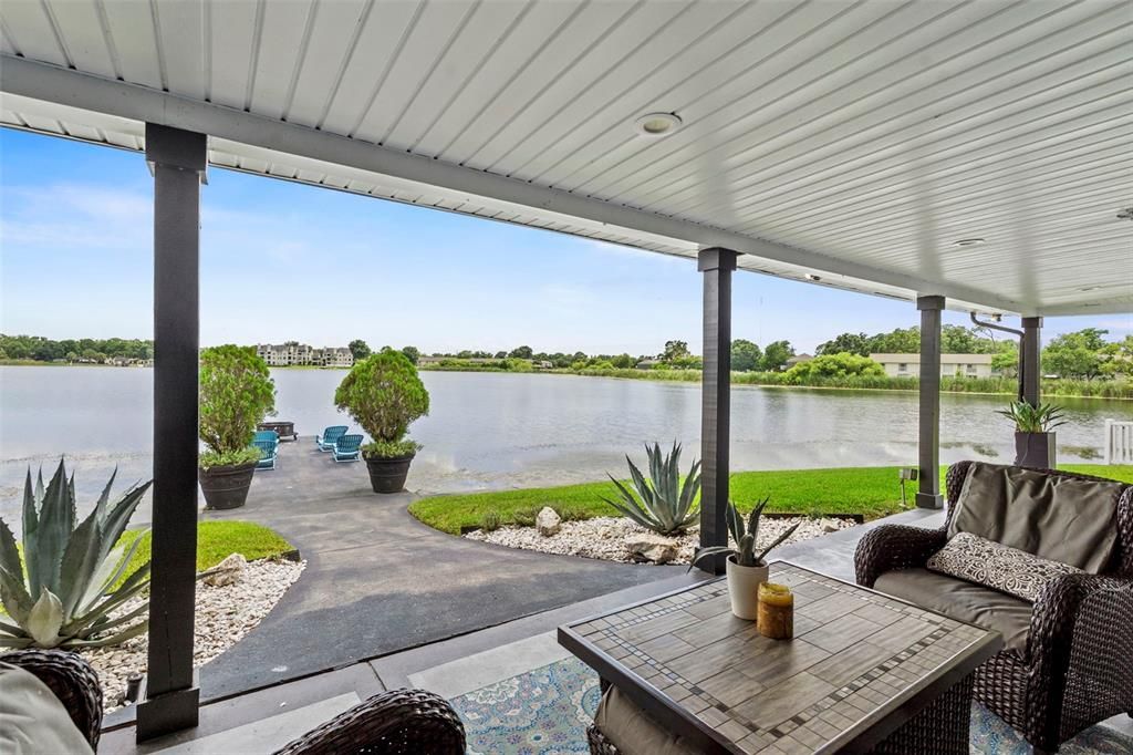 For Sale: $900,000 (5 beds, 5 baths, 3122 Square Feet)