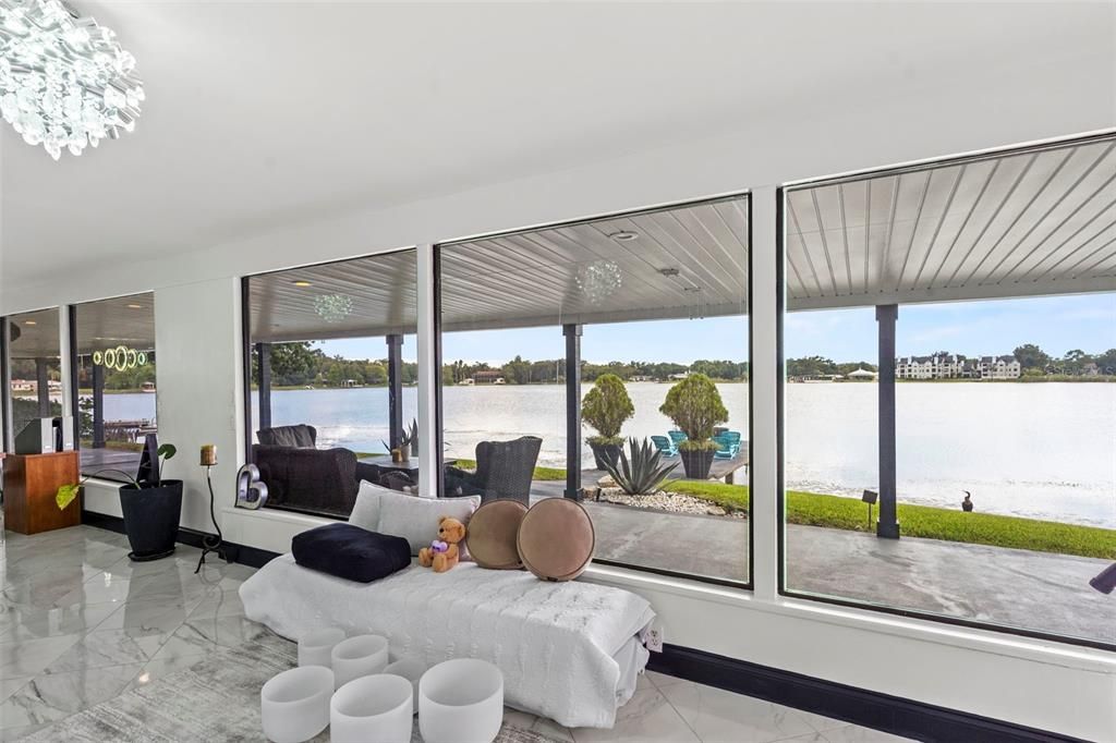 For Sale: $900,000 (5 beds, 5 baths, 3122 Square Feet)
