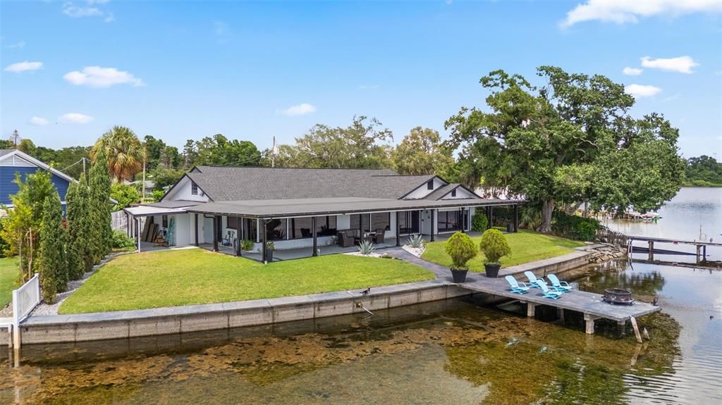 For Sale: $900,000 (5 beds, 5 baths, 3122 Square Feet)