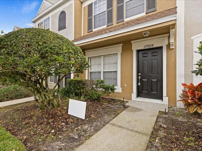 For Sale: $210,000 (2 beds, 2 baths, 1184 Square Feet)