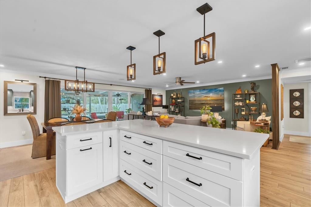 For Sale: $665,000 (4 beds, 3 baths, 2082 Square Feet)