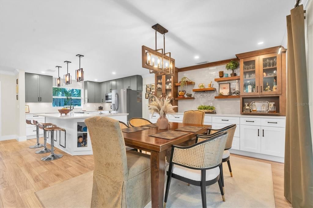 For Sale: $665,000 (4 beds, 3 baths, 2082 Square Feet)