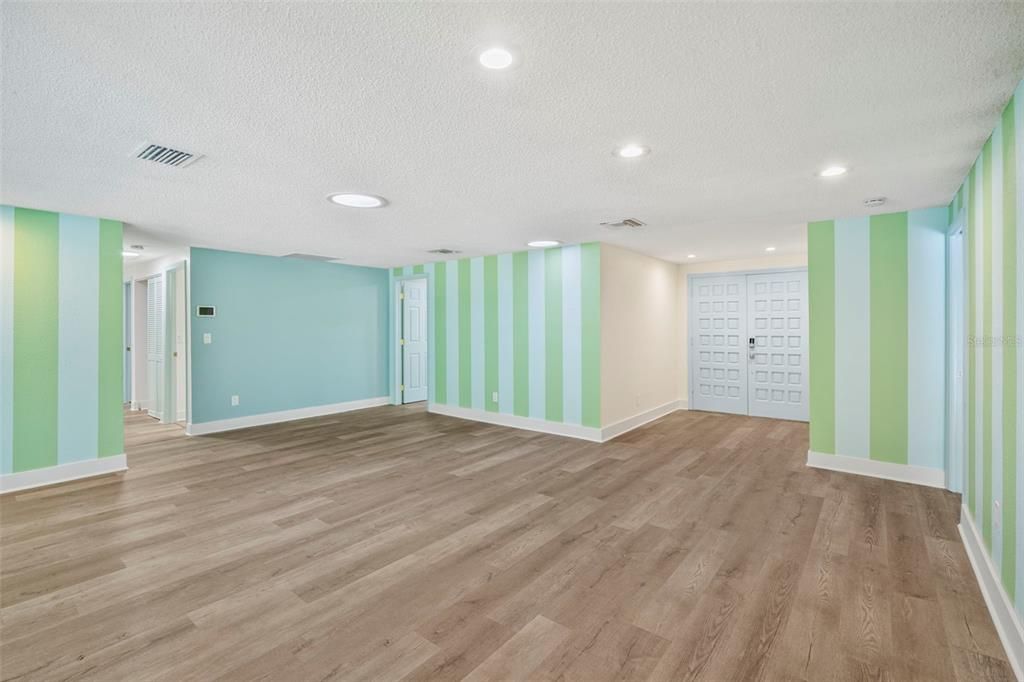 For Sale: $779,000 (4 beds, 2 baths, 2247 Square Feet)