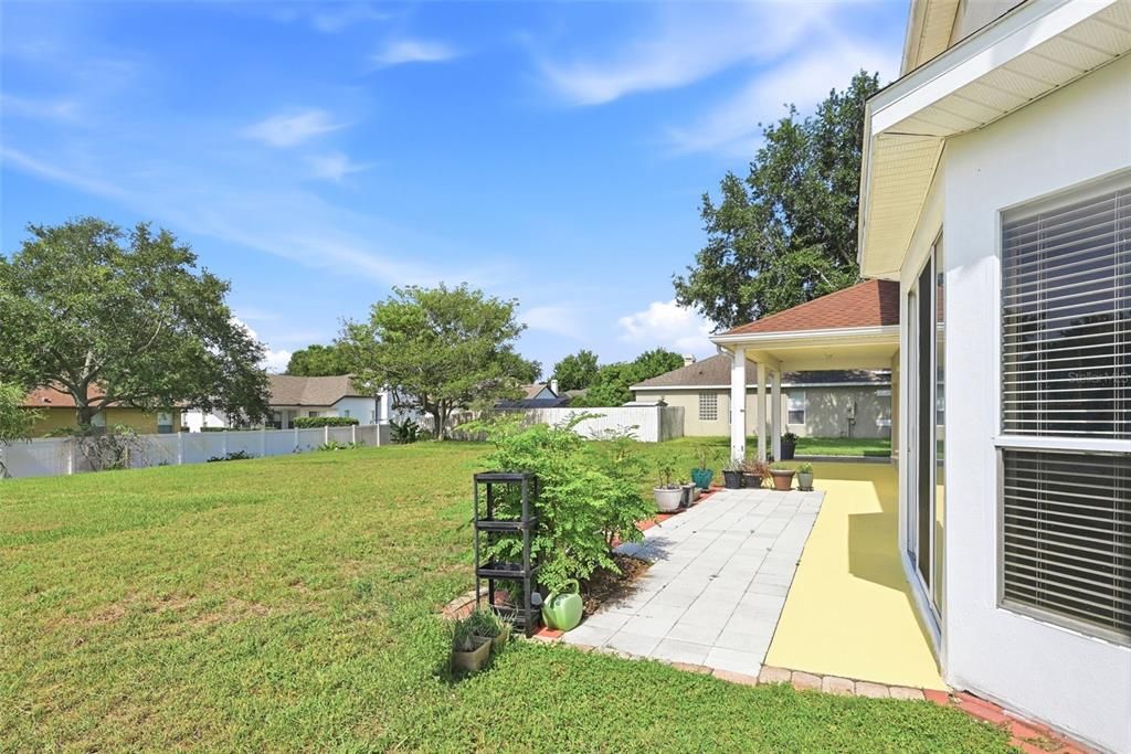 For Sale: $684,000 (5 beds, 3 baths, 3228 Square Feet)