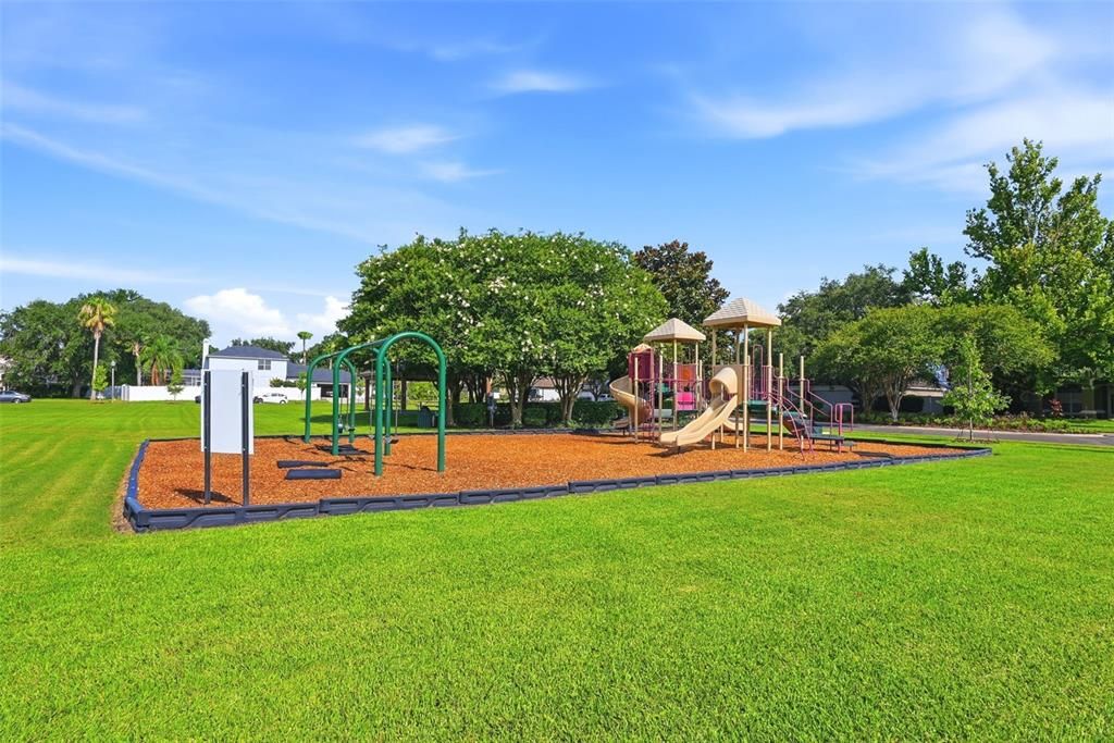For Sale: $684,000 (5 beds, 3 baths, 3228 Square Feet)