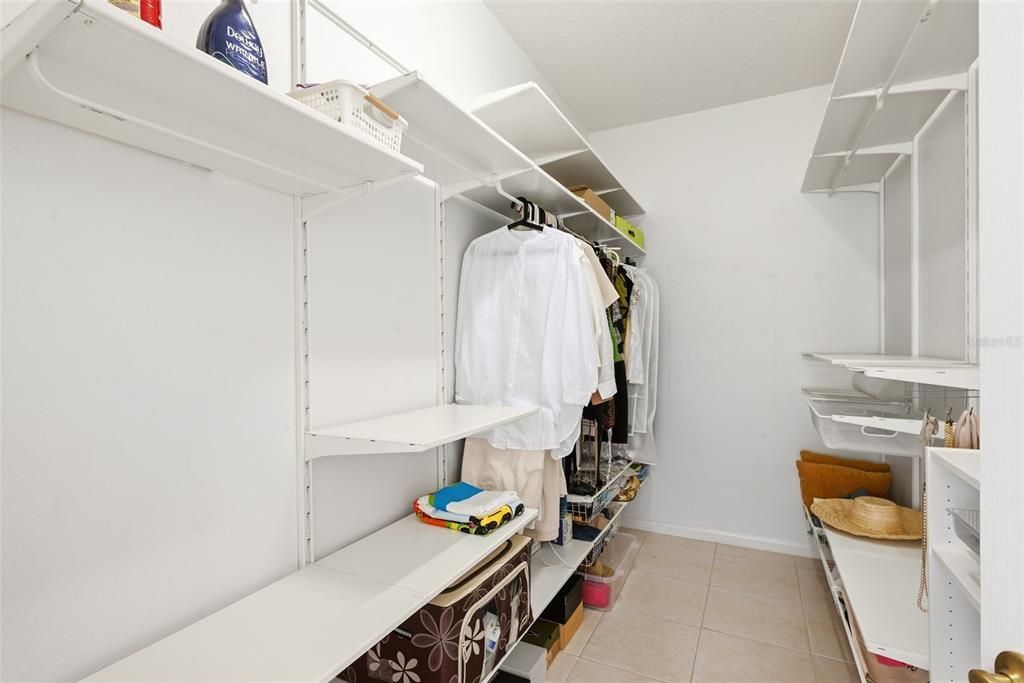 For Sale: $684,000 (5 beds, 3 baths, 3228 Square Feet)