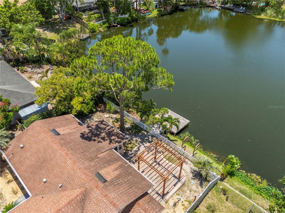 For Sale: $359,990 (2 beds, 2 baths, 1176 Square Feet)