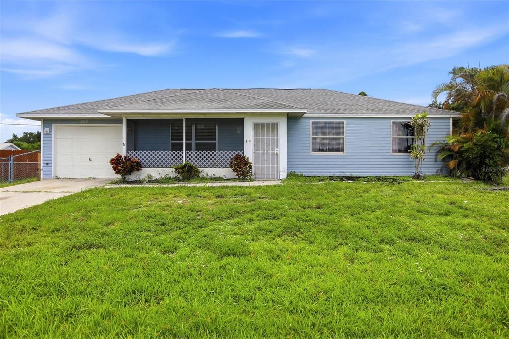 For Sale: $195,000 (3 beds, 2 baths, 1104 Square Feet)