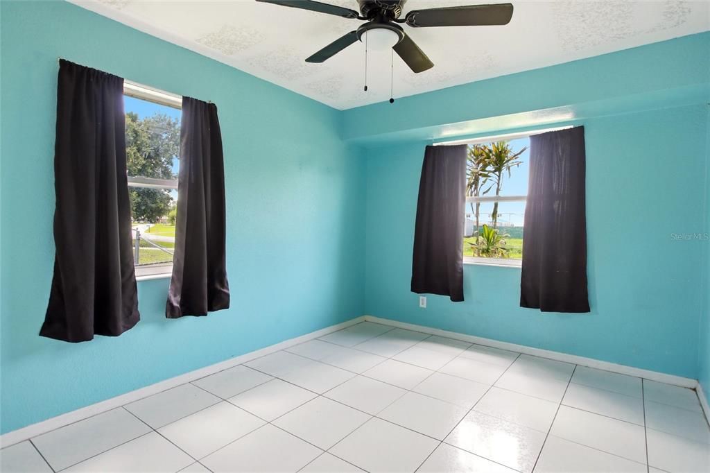 For Sale: $195,000 (3 beds, 2 baths, 1104 Square Feet)