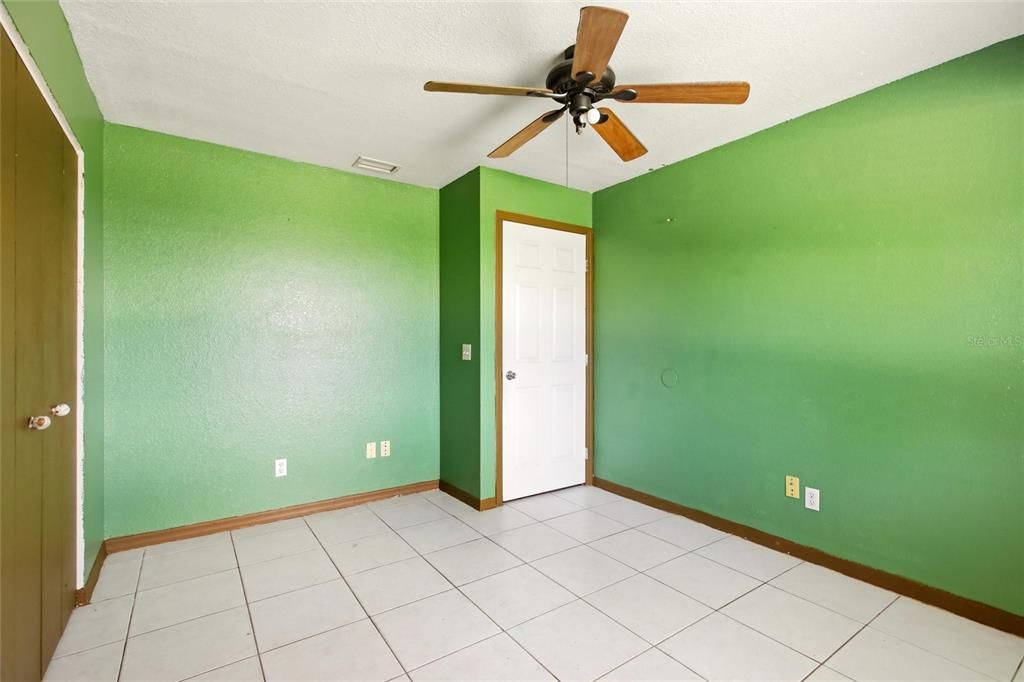 For Sale: $195,000 (3 beds, 2 baths, 1104 Square Feet)