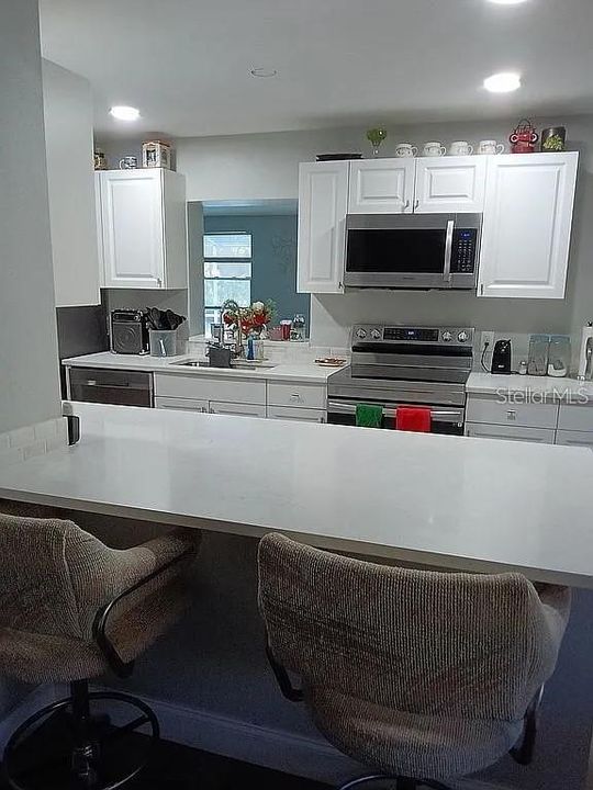 En Venta: $549,000 (3 camas, 3 baños, 1344 Pies cuadrados)