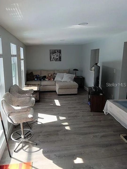 En Venta: $549,000 (3 camas, 3 baños, 1344 Pies cuadrados)