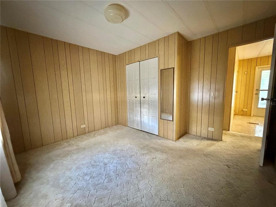 For Sale: $79,000 (2 beds, 2 baths, 1312 Square Feet)
