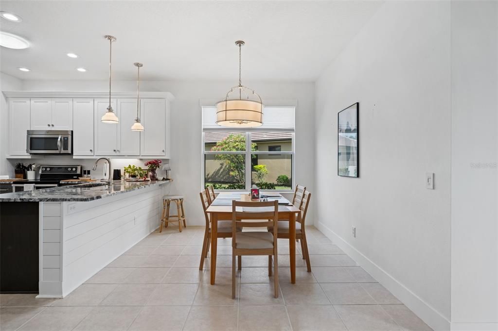 For Sale: $649,900 (3 beds, 3 baths, 2359 Square Feet)