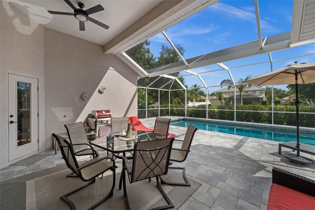For Sale: $649,900 (3 beds, 3 baths, 2359 Square Feet)