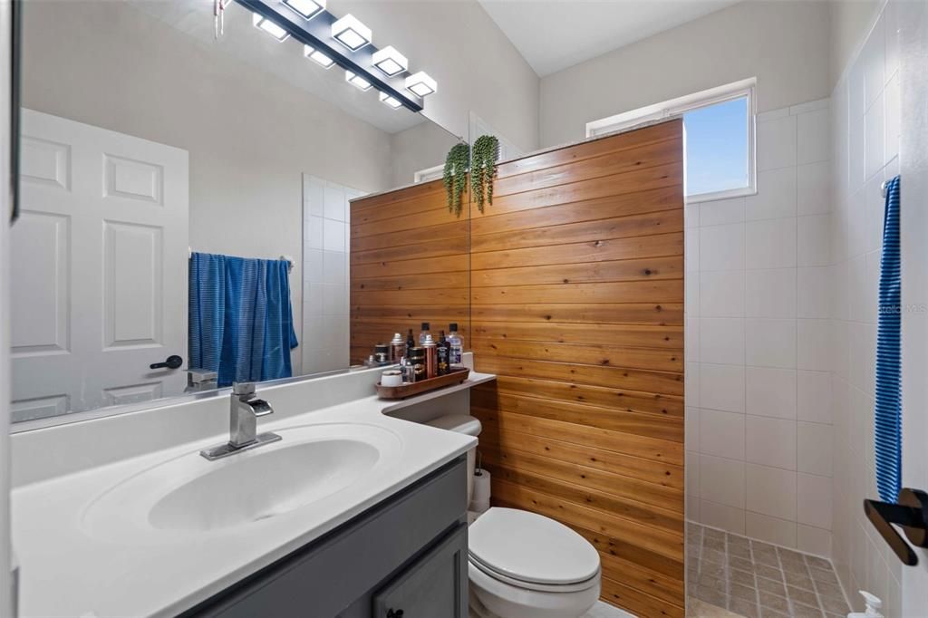 For Sale: $649,900 (3 beds, 3 baths, 2359 Square Feet)