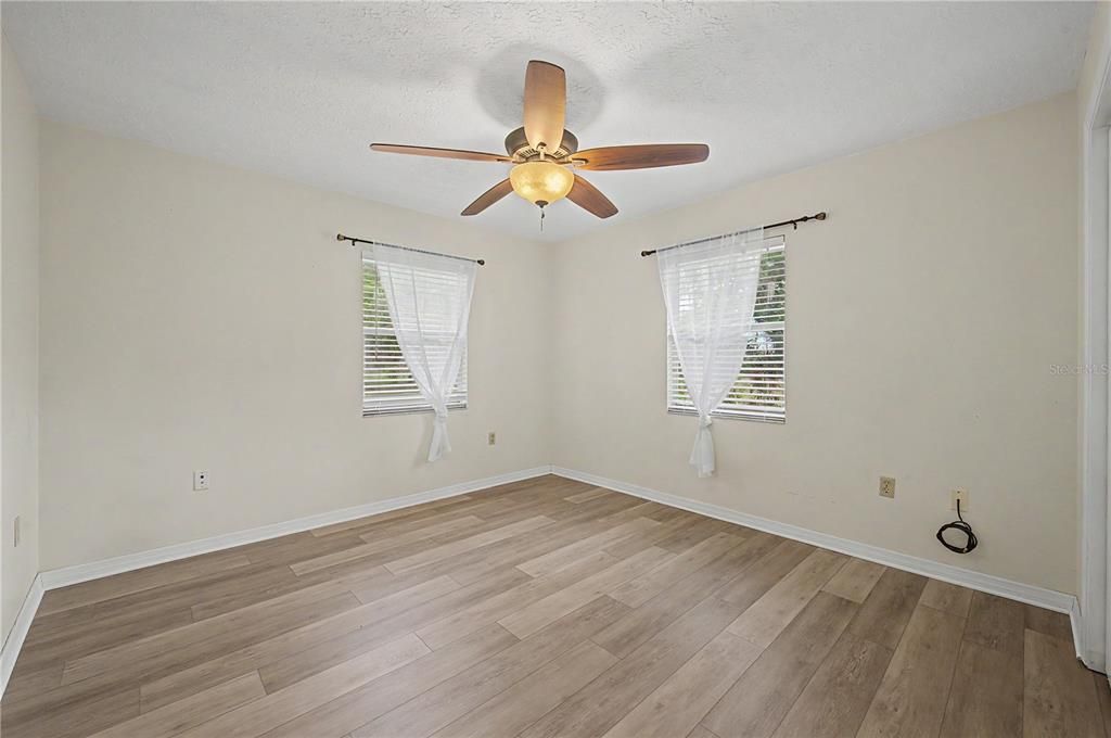 For Sale: $599,000 (4 beds, 3 baths, 2645 Square Feet)