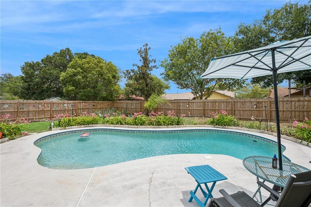 For Sale: $460,000 (3 beds, 2 baths, 1184 Square Feet)