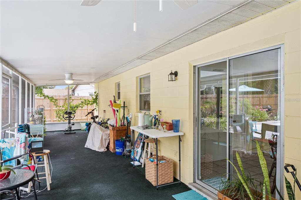 For Sale: $460,000 (3 beds, 2 baths, 1184 Square Feet)