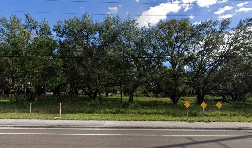 For Sale: $599,999 (2.47 acres)