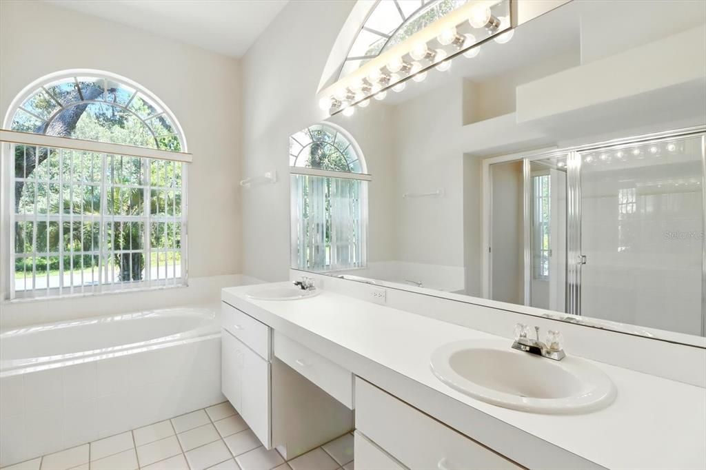 For Sale: $485,500 (3 beds, 2 baths, 3080 Square Feet)