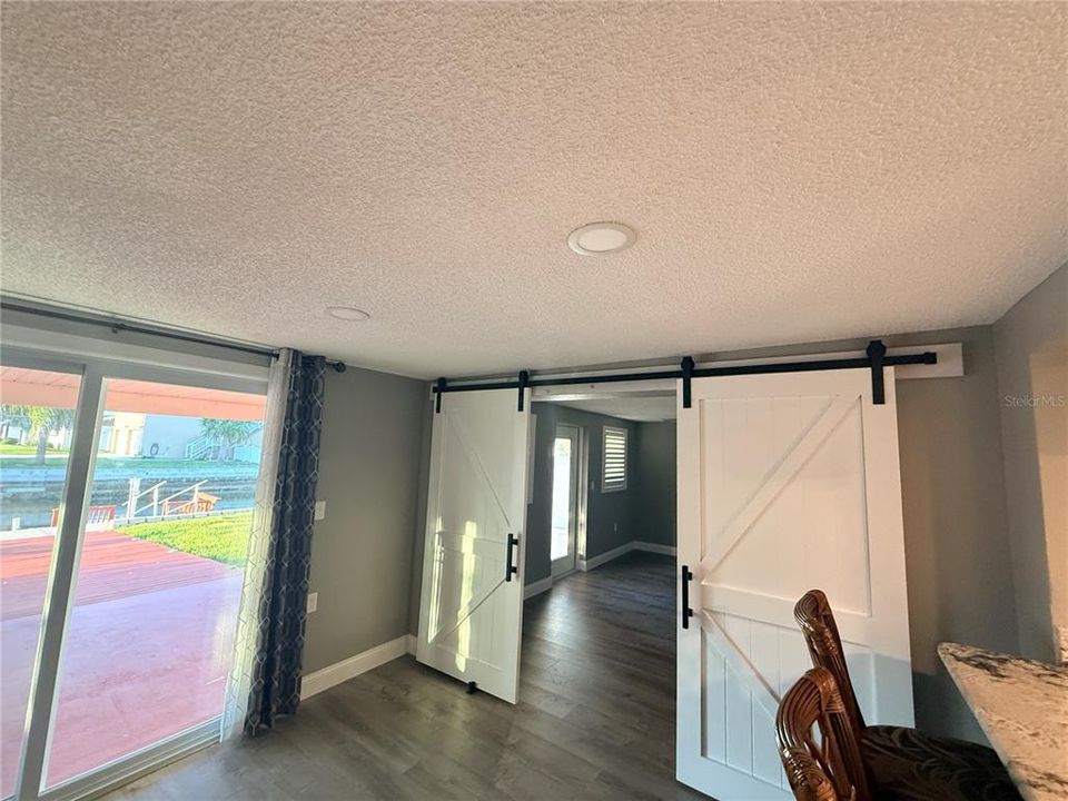 En Venta: $426,990 (2 camas, 2 baños, 1208 Pies cuadrados)