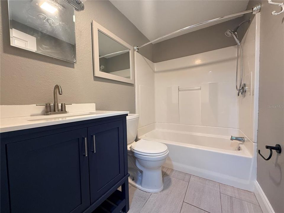 En Venta: $426,990 (2 camas, 2 baños, 1208 Pies cuadrados)