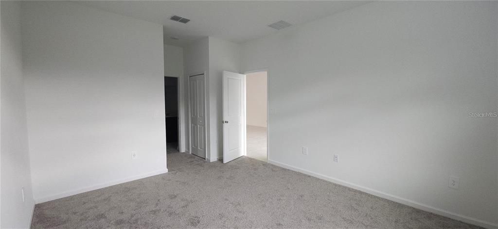 В аренду: $2,450 (4 спален, 3 ванн, 2109 Квадратных фут)