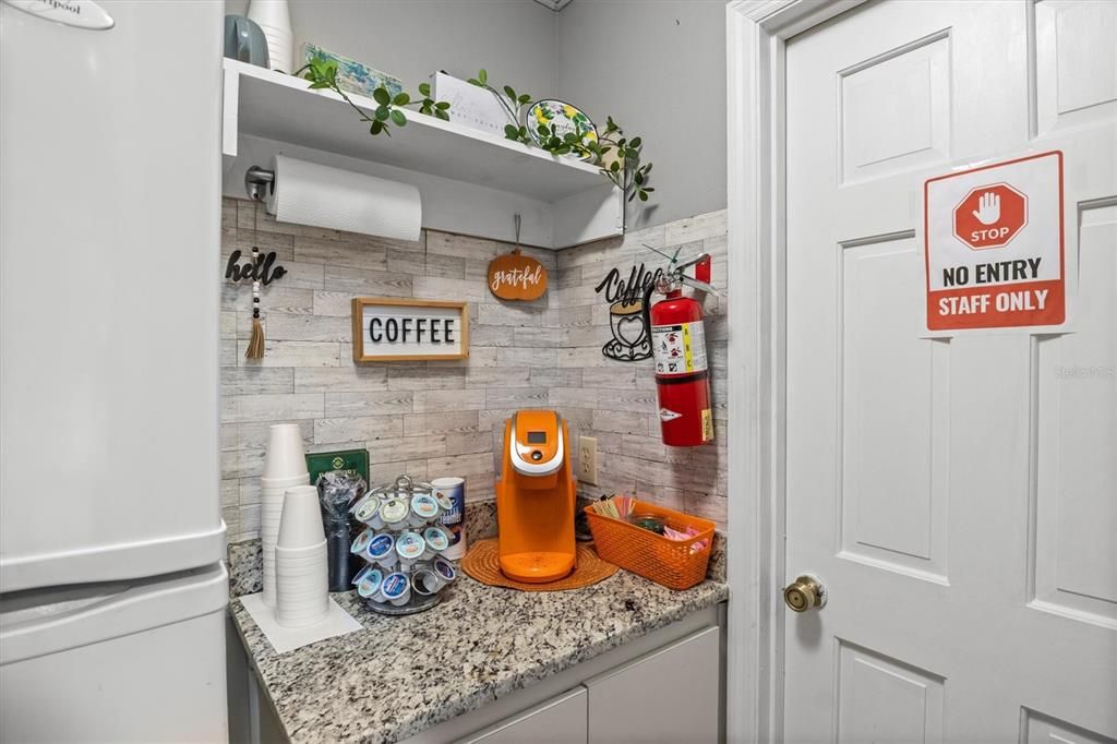 En Venta: $16,800 (0 camas, 0 baños, 725 Pies cuadrados)